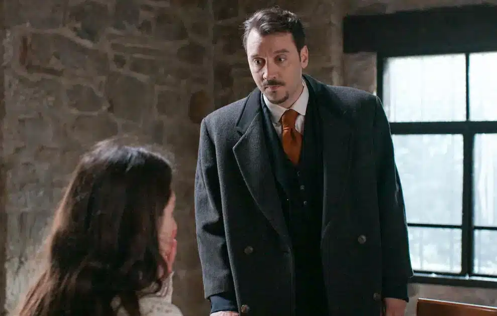 Grand Hotel: Η Αλίκη καταρρέει. Θα πει στον Πέτρο ότι είναι έγκυος; 4 Grand Hotel: Η Αλίκη καταρρέει. Θα πει στον Πέτρο ότι είναι έγκυος;