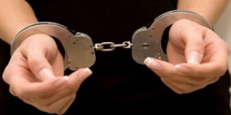 Συνελήφθη πασίγνωστη Ελληνίδα τραγουδίστρια! Δείτε τις φωτογραφίες που κάνουν το γύρο του διαδικτύου! (photos)
