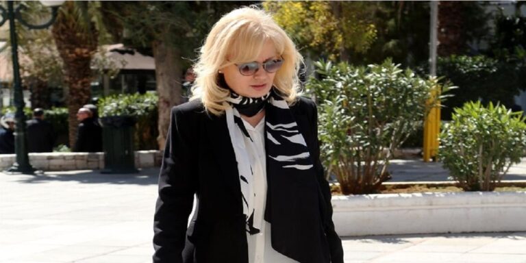 Αγγελική Νικολούλη: Ώρες αγωνίας…Δίνει μάχη για την ζωή της…