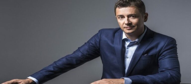 Απίστευτο! Δείτε πως ήταν ο Αντώνης Σρόιτερ 15 χρόνια πριν! (photos)