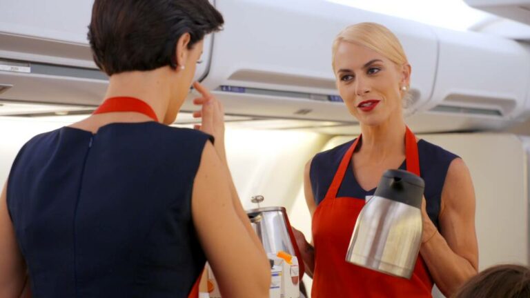 ΚΡΑΤΑΣ ΜΥΣΤΙΚΟ: Ο Αριστείδης κινδυνεύει να αποκαλυφθεί από τον ίδιο του τον γιο (photos)