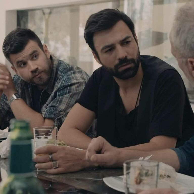 8 λέξεις: Δεν φαντάζεστε ποιος πρωταγωνιστής του «Τατουάζ» μπαίνει στη σειρά (Video)