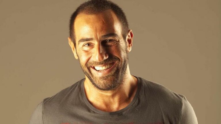 Αντώνης Κανάκης: «Εμπλοκή» στο Ράδιο Αρβύλα από τον ερχομό του γιου του! (video)