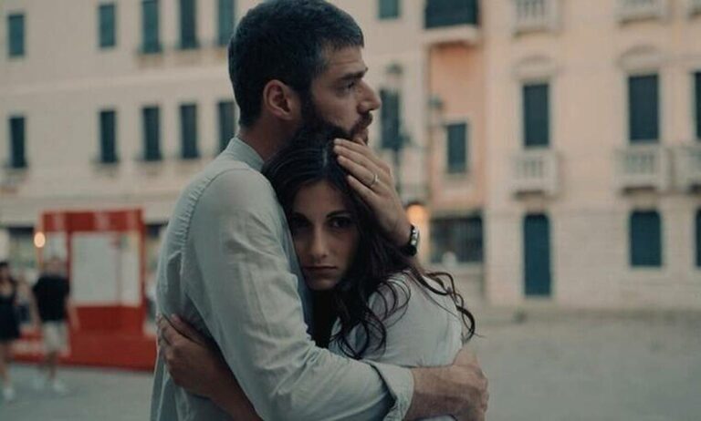 8 ΛΕΞΕΙΣ: Δείτε απόσπασμα από το σημερινό (2/10) επεισόδιο