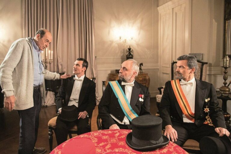 ΤΟ ΚΟΚΚΙΝΟ ΠΟΤΑΜΙ: Θα πάθεις πλάκα με τα views που έχει το τραγούδι της σειράς