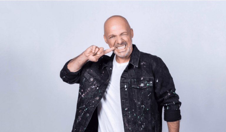 Το προκαλώωωω του Νίκου Μουτσινά στην Ζήνα Κουτσελίνη! (video)