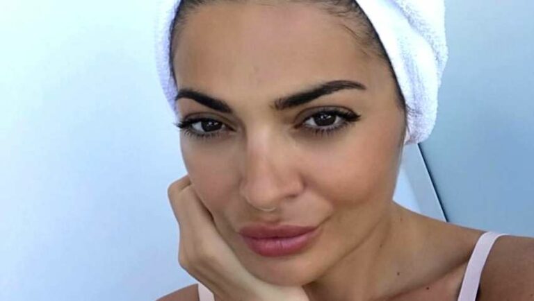 Για πρώτη φορά. Η Λορένη μας συστήνει την μητέρα και την αδερφή της