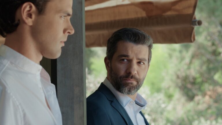 ΑΣΤΕΡΙΑ ΣΤΗΝ ΑΜΜΟ: Ο αρραβώνας της Αλεξίας με τον Μάξιμο έχει φέρει μεγάλη αναστάτωση