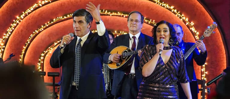 “Στόλισε τη φριτέζα” πρωτοχρονιάτικο ρεβεγιόν με τους πρωταγωνιστές της σειράς του ΑΝΤ1 (εικόνες)