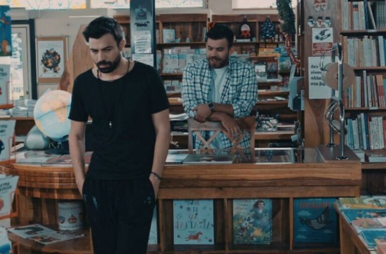 8 ΛΕΞΕΙΣ: «Ηλιάνα απόψε θα σκοτωθούμε» (video)