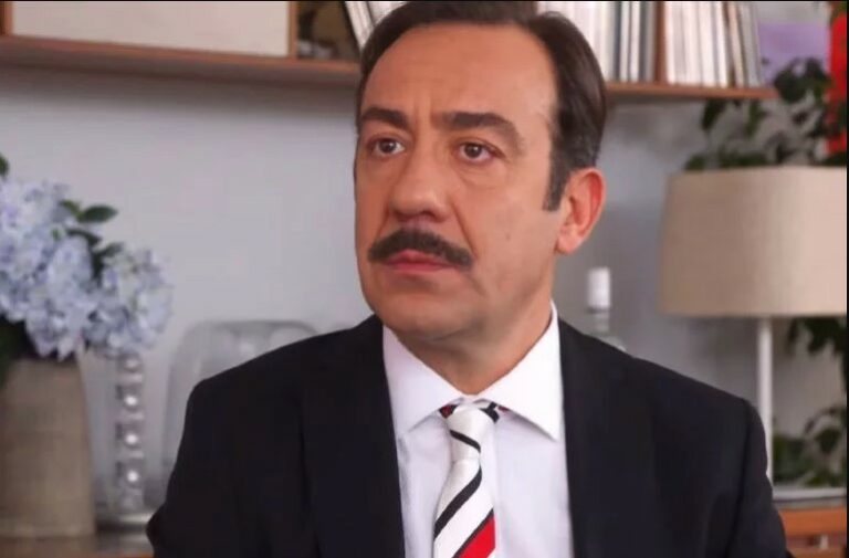 ΑΝ ΗΜΟΥΝ ΠΛΟΥΣΙΟΣ: Ο Στρατής περιμένει τη Δάφνη, για να φύγουν μαζί