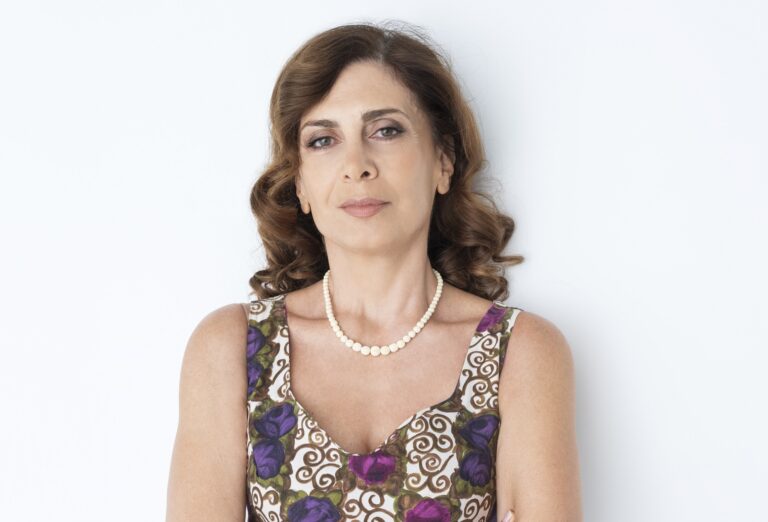 ΚΑΤΕΡΙΝΑ ΔΙΔΑΣΚΑΛΟΥ | Η αλήθεια για τον άστεγο που φιλοξενεί στο σπίτι της