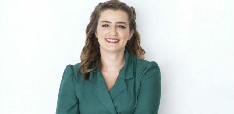 Η Μαρία Κίτσου συγκινεί με το μήνυμά της: «Σκοτεινή μέρα. Ας αναπαυτεί η ψυχούλα σου…»