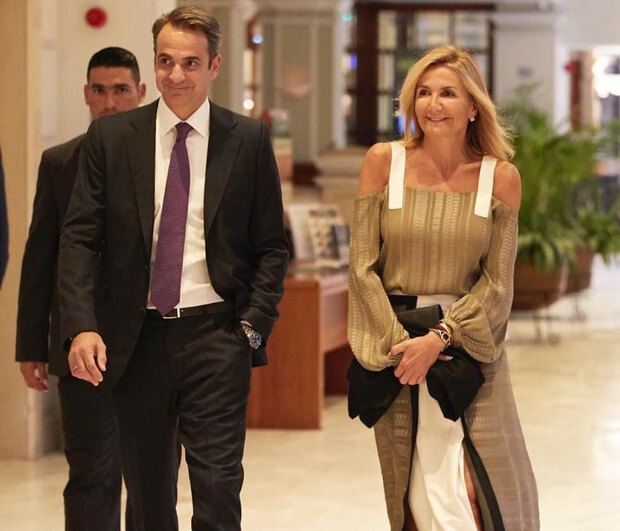 Κυριάκος-Μαρέβα Μητσοτάκη: Η φωτογραφία με τα παιδιά τους που «έριξε» το Instagram