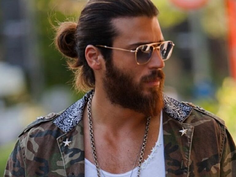 ΣΟΚ! Αγνώριστος ο Can Yaman: Ξυρίστηκε και κουρεύτηκε λόγω… στρατού!