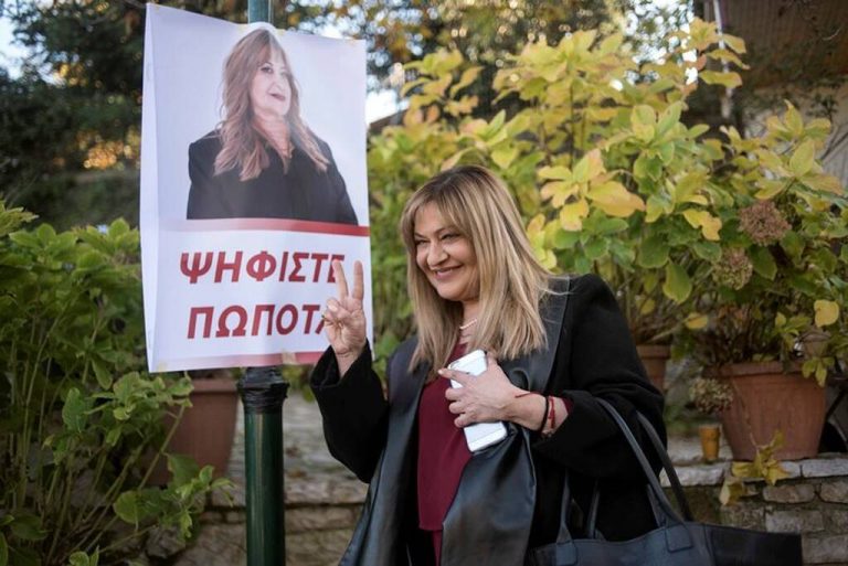 ΤΟ ΚΑΦΕ ΤΗΣ ΧΑΡΑΣ – Εξελίξεις: Η Σταυρούλα δήμαρχος του χωριού