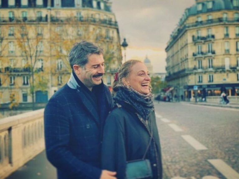 Η δημόσια ερωτική εξομολόγηση του Αλέξανδρου Μπουρδούμη στη Λένα Δροσάκη