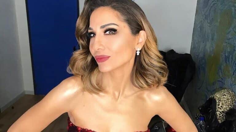 Δέσποινα Βανδή: Το «έκαψε» με ηθοποιούς από τις «Άγριες Μέλισσες»!  (video)