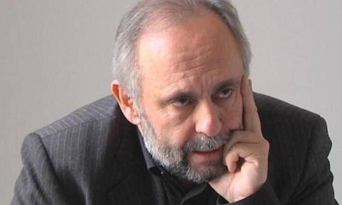 XATZAKIS-4