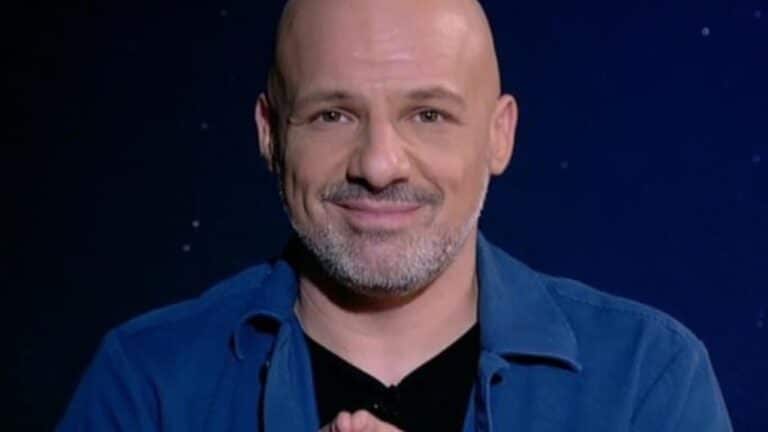 Ο Νίκος Μουτσινάς τα «έσπασε» στην Άννα Βίσση – Μαζί του η «χρυσή ομάδα»!