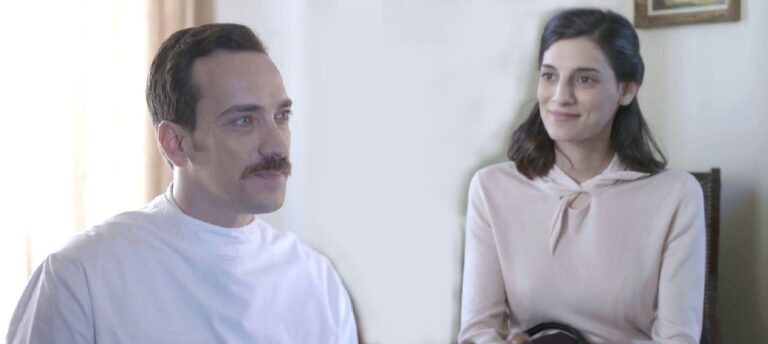 Άγριες Μέλισσες: Ο Βασταρδής Παίρνει Διαζύγιο Για Χάρη Της Θεοδοσίας