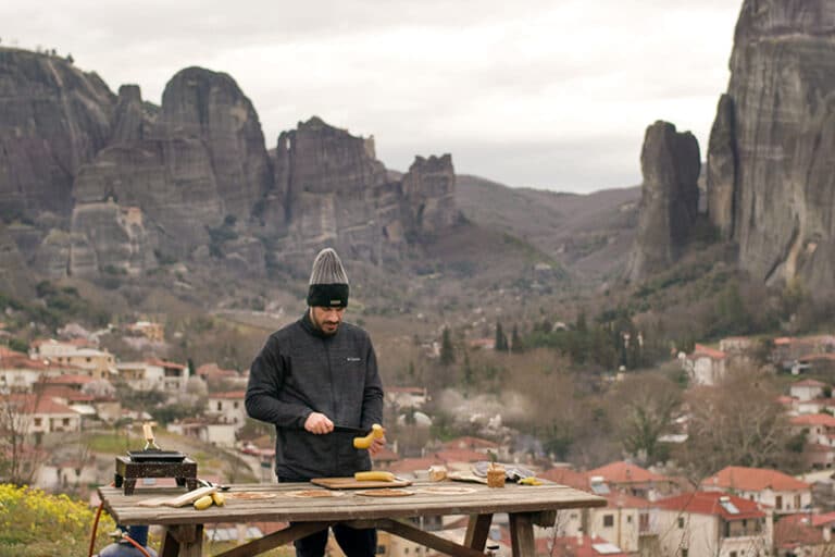 Η εκπομπή «Akis’ Food Tour» Ταξιδεύει στα Μετέωρα (video) + (Συνταγές)