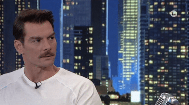 Άγριες Μέλισσες: Το απίστευτο περιστατικό του Κωνσταντή με μία κοπέλα!