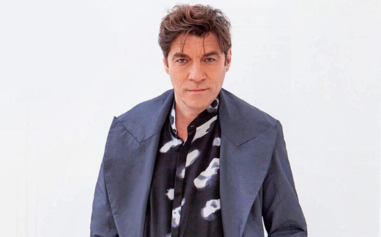 Γιάννης Στάνκογλου: «Φλερτάρω με τα πάντα, με έναν ωραίο συνεργάτη, με μια γυναίκα, με έναν άντρα»