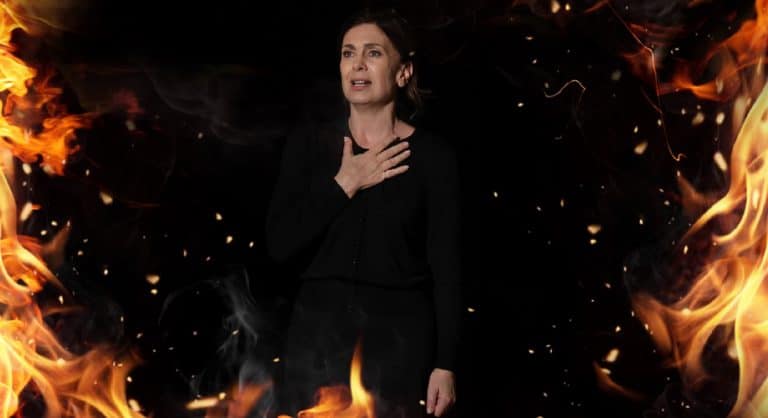 Κατερίνα Διδασκάλου: Με στίχους του Καζαντζάκη το «ευχαριστώ» της στους πυροσβέστες