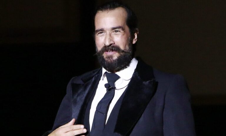 Τάσος Νούσιας: Αυτή είναι η πασίγνωστη σύντροφός του που ζει τον απόλυτο έρωτa