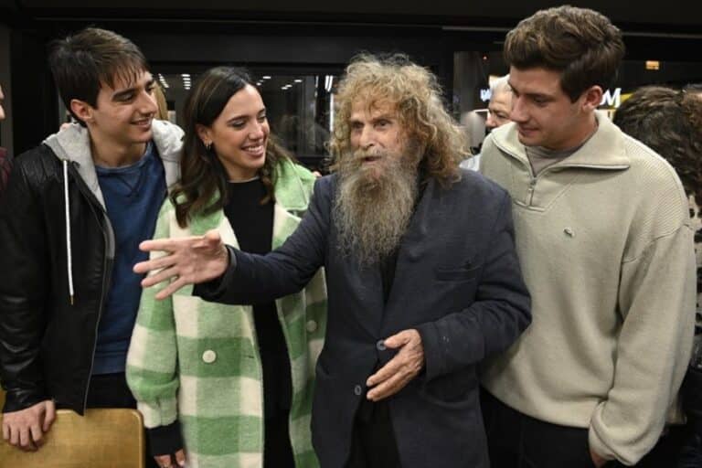 Σασμός: Ο Ψαραντώνης στα γυρίσματα της δημοφιλούς σειράς του Alpha