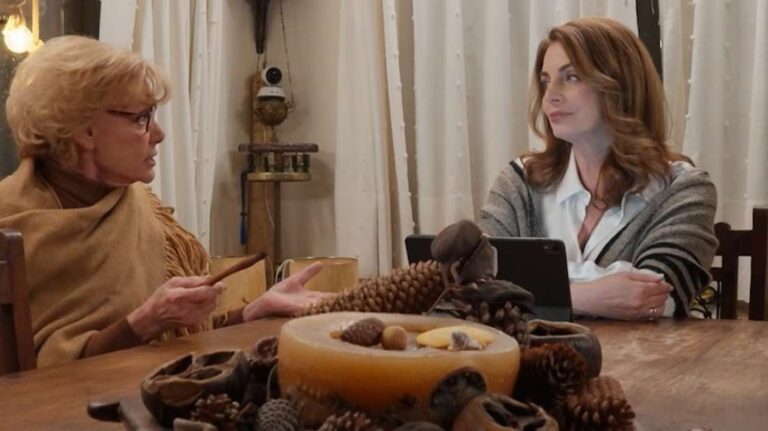 Η Γη της Ελιάς – Επόμενα επεισόδια: Η Αθηνά νιώθει εγκλωβισμένη από την παρουσία της μητέρας του Δημήτρη (video)