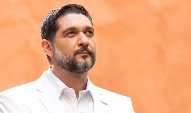 Πάνος Ιωαννίδης: Οι πρώτες δηλώσεις μετά τη γέννηση του γιου του – Αποκάλυψε τι όνομα θα πάρει