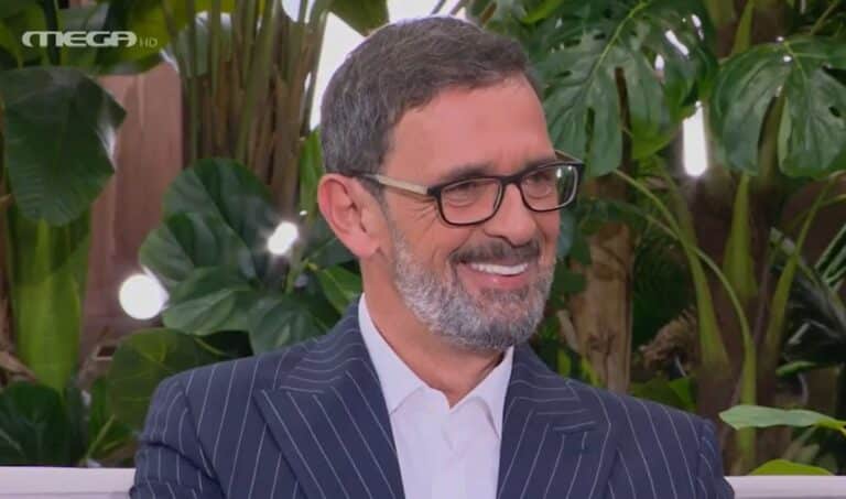 Λεωνίδας Κακούρης: «Ζω για τη στιγμή που θα πω στη Διδασκάλου «Καλησπέρα γερόντισσα»