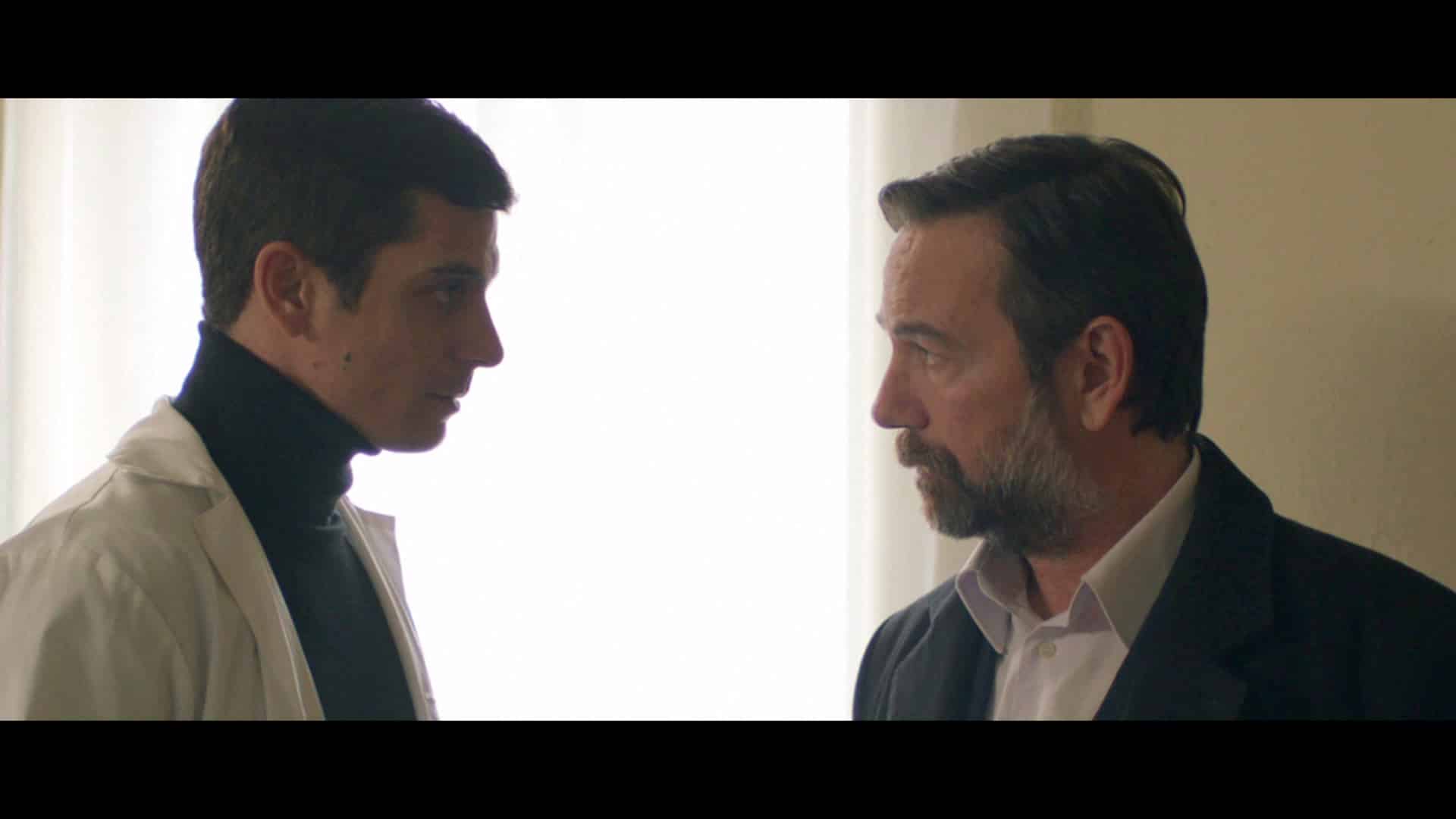 Η-ΠΑΡΑΛΙΑ-ΕΠΕΙΣΟΔΙΟ-82-10 - DIAVASETO.GR