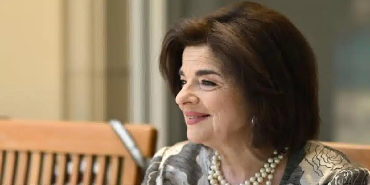 na-m-agapas-i-nikaiti-pagidevei-ta-didyma-i-epithesi-agapis-kai-1200x600 - DIAVASETO.GR