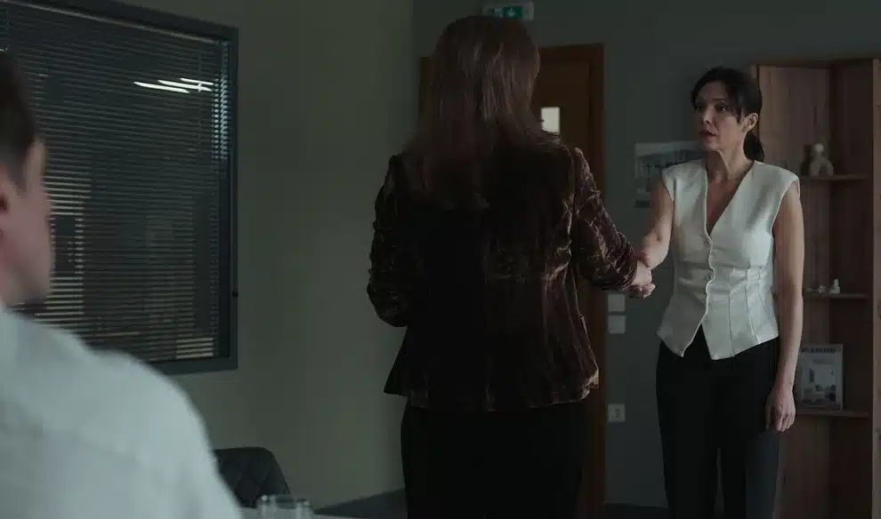 nyxta1 - DIAVASETO.GR