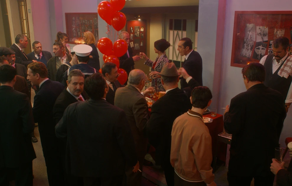 TRAILER-ATHOOI-XEILA-NIKOULI - DIAVASETO.GR