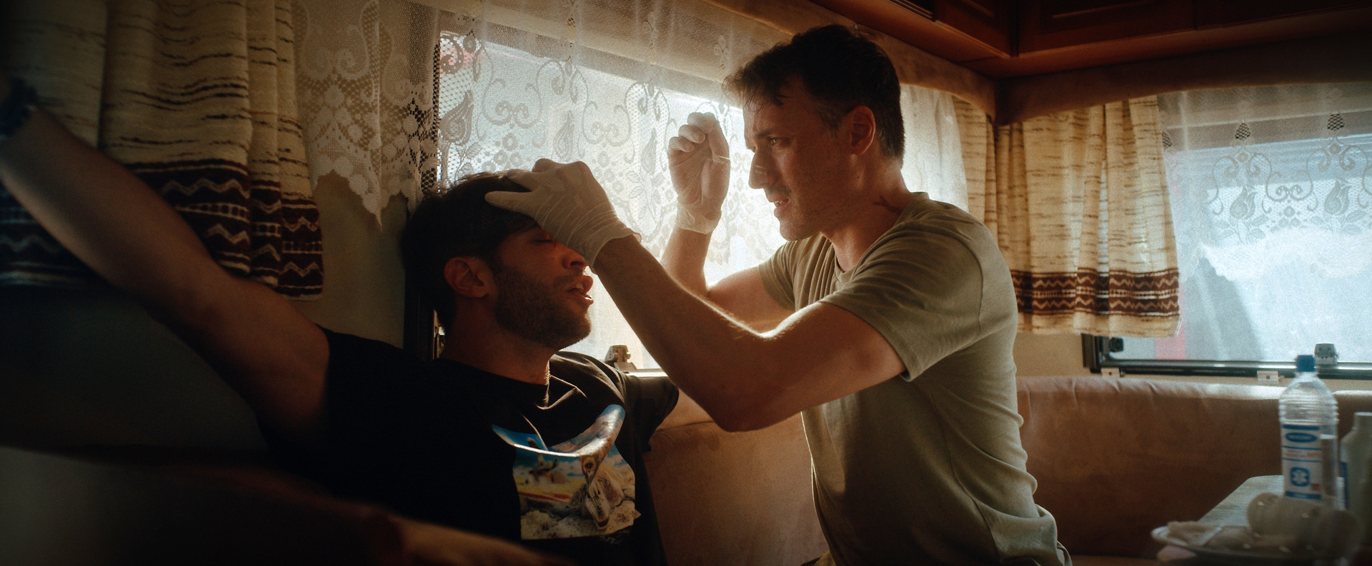 To_Telefteo_Nisi_S01_EP04_00_11_21_04 - DIAVASETO.GR