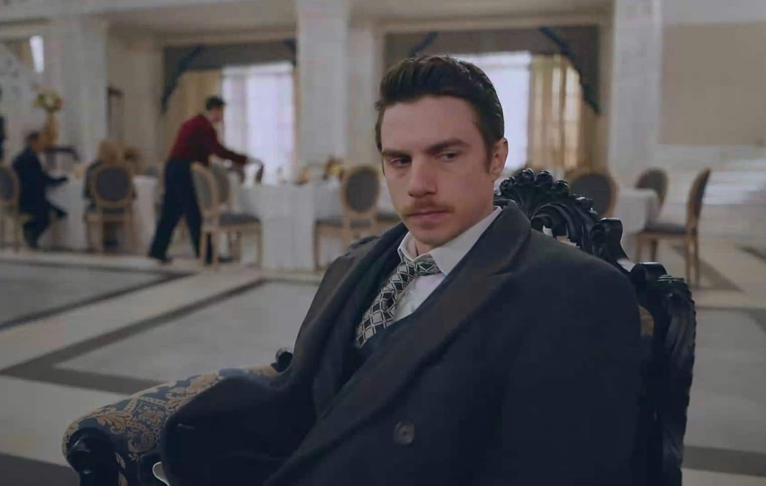 Grand Hotel: ΣΟΚ! Ο Άρης παίρνει πάνω του το παιδί της Αλίκης