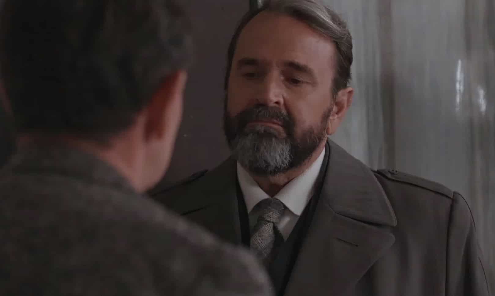 Grand Hotel: Το ραβασάκι που καίει τον Κομνηνό και φανερώνει όλο το παρελθόν του