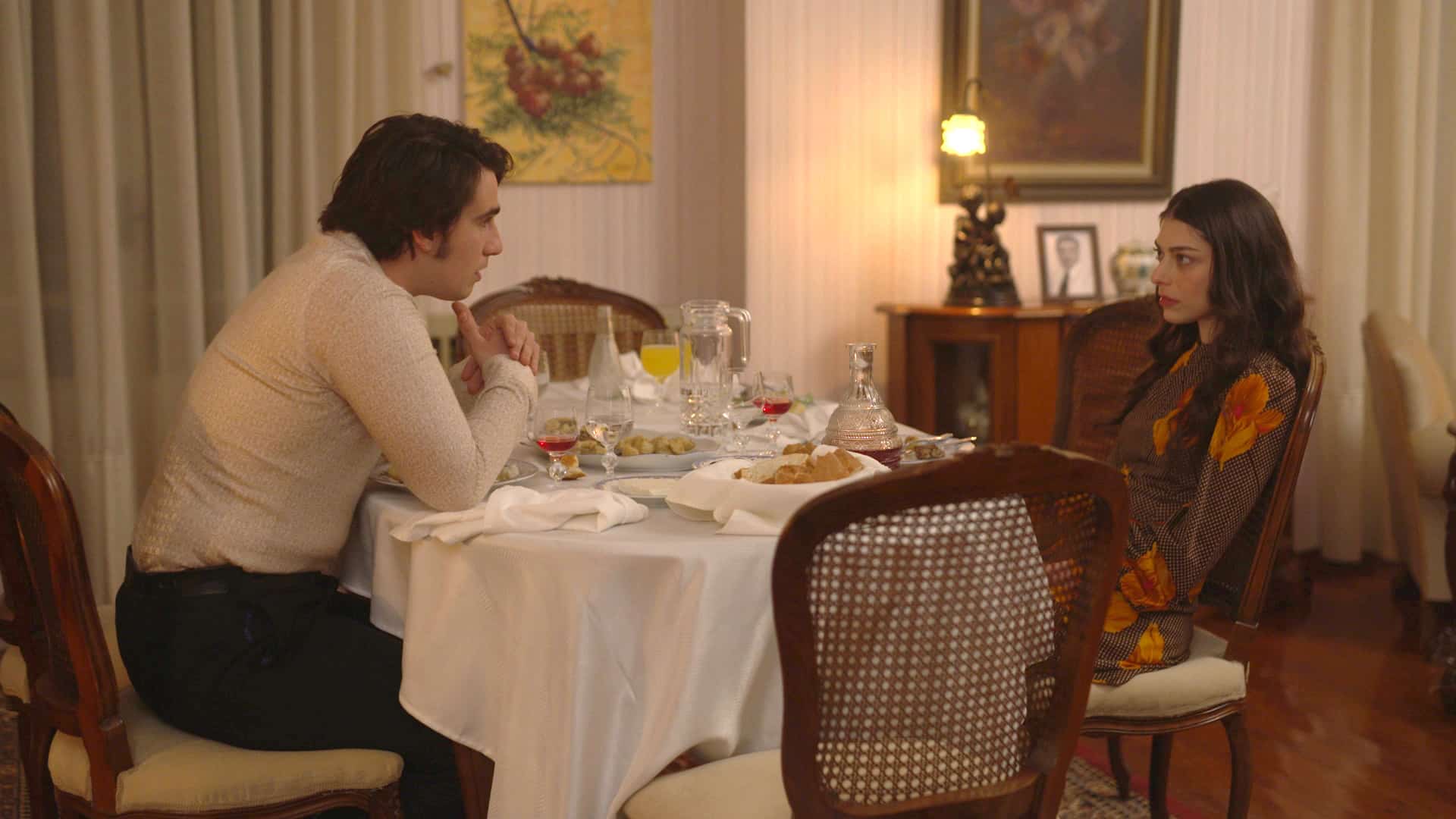 Ηλέκτρα: Η Δανάη αποκαλύπτει στον Νικόλα ότι χωρίζει με τον Μπόγρη